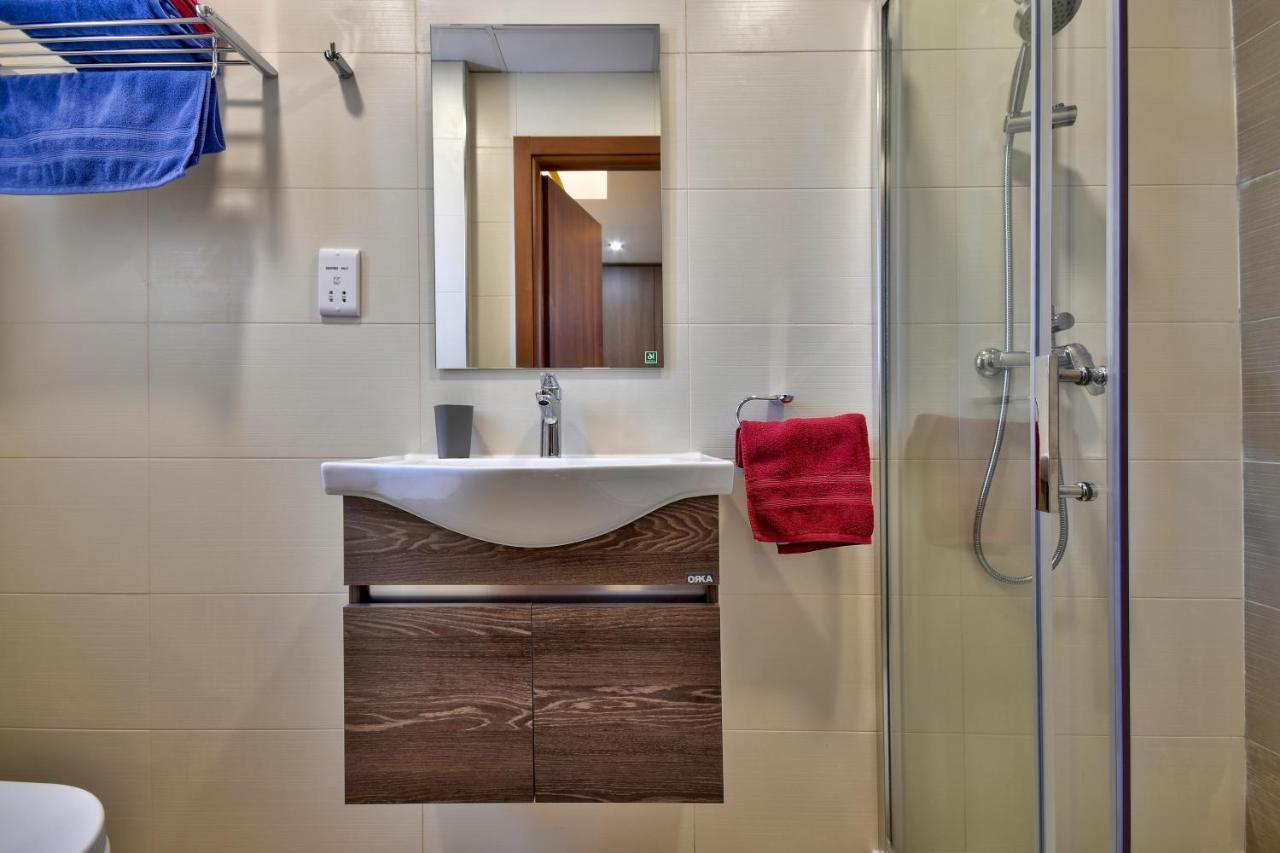Central Suites St. Julian'S Zewnętrze zdjęcie