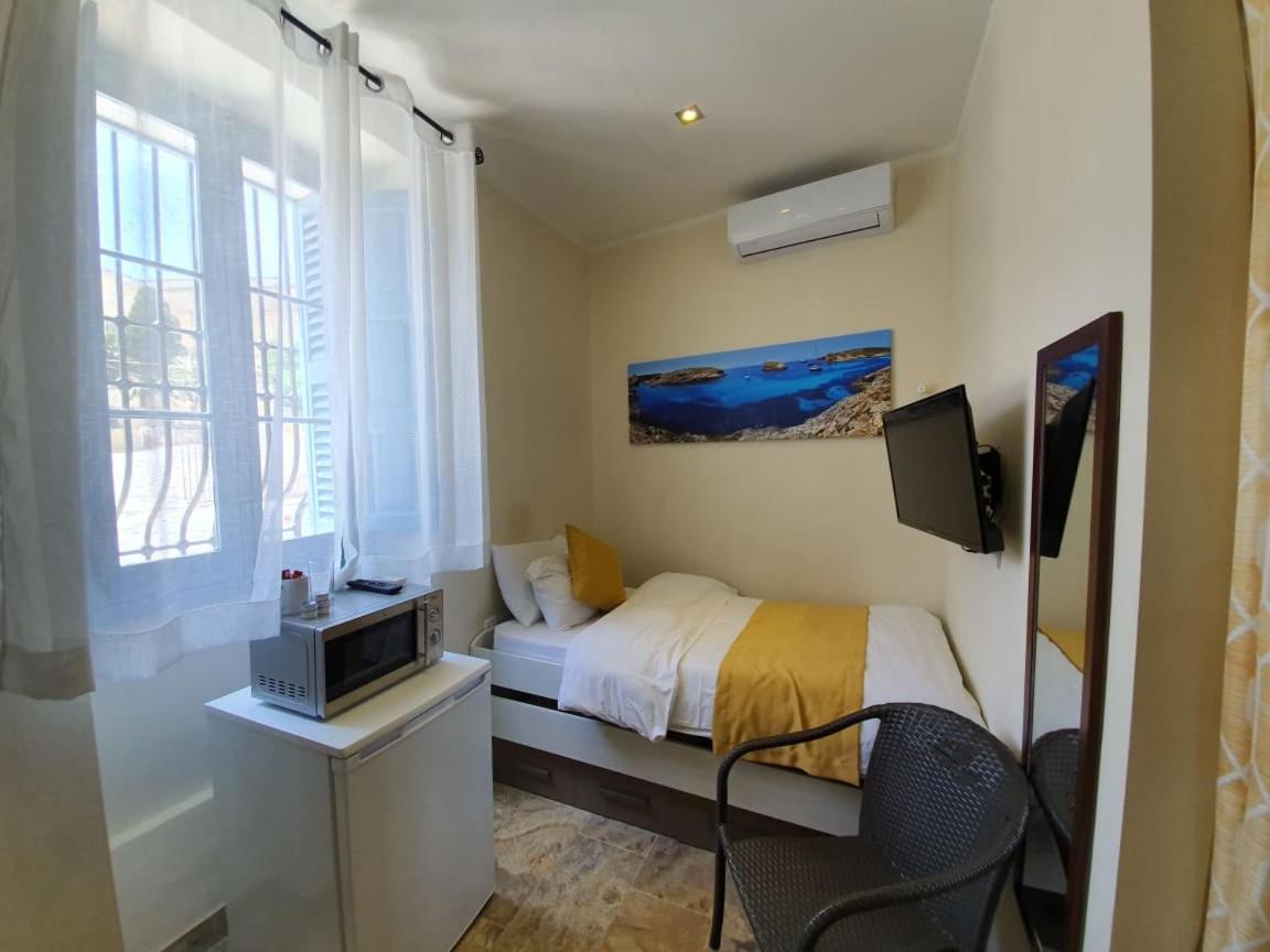 Central Suites St. Julian'S Zewnętrze zdjęcie